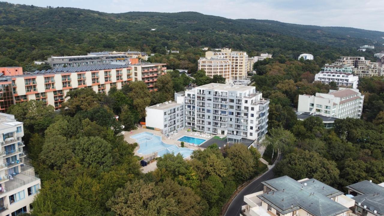 Apartments Yalta Golden Sands Ngoại thất bức ảnh