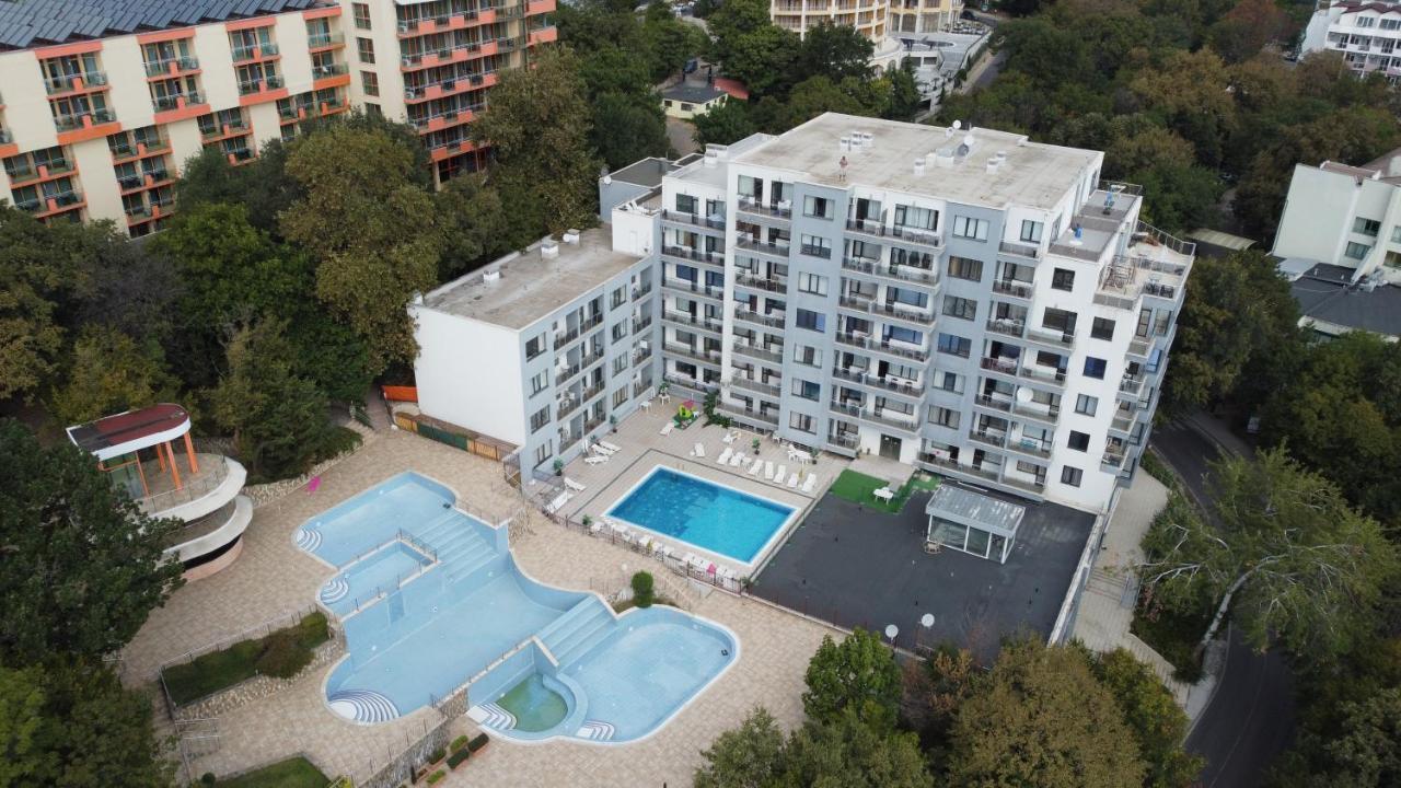 Apartments Yalta Golden Sands Ngoại thất bức ảnh