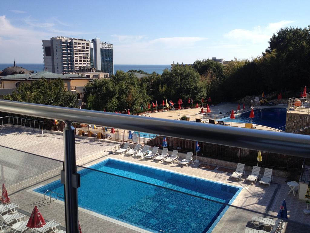 Apartments Yalta Golden Sands Ngoại thất bức ảnh