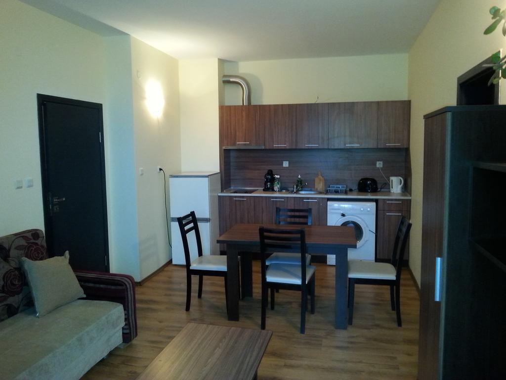 Apartments Yalta Golden Sands Ngoại thất bức ảnh