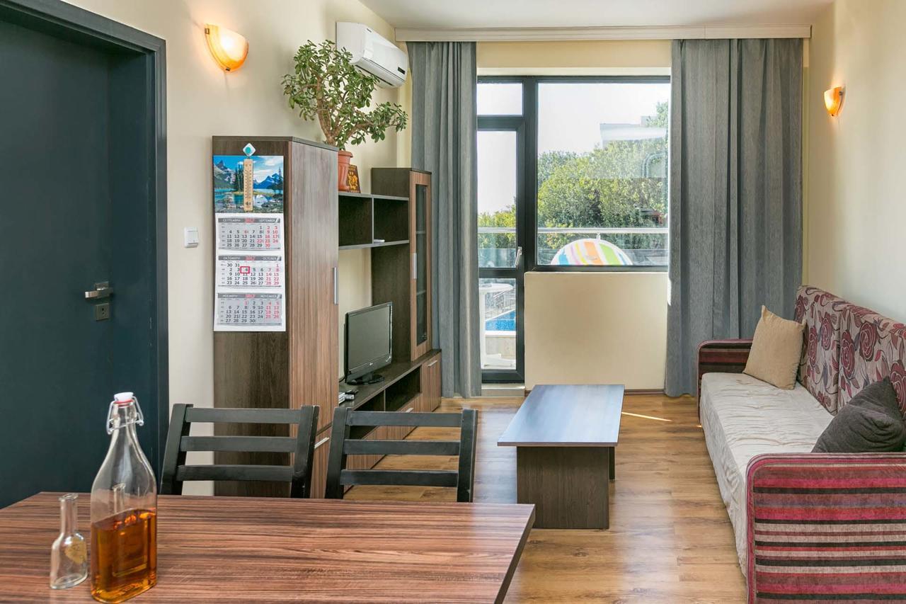 Apartments Yalta Golden Sands Ngoại thất bức ảnh